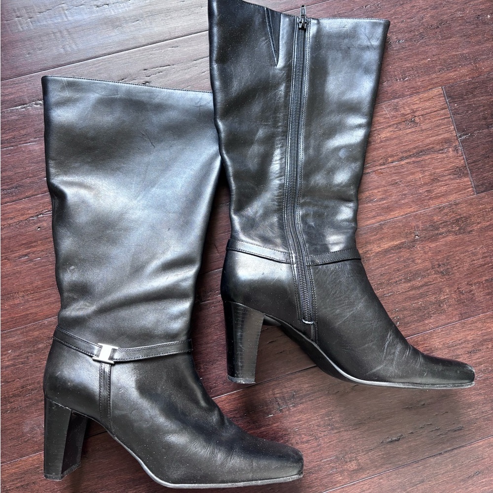Naturalizer Elegant Black Leather Knee-High Boots